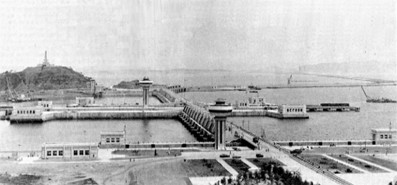 ▲ 남포갑문 전경 (노동신문 1986년 6월 19일)