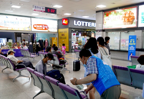 ▲ 대구시가 사회적기업 자생력 향상과 취약계층 등의 지속적이고 안정적인 일자리 제공을 위한 일자리창출사업비로 국비 6억 원을 증액 확보해 560명을 추가로 지원할 수 있게 됐다. ⓒ대구시