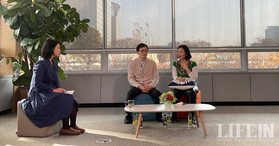 ▲ (왼쪽부터)한국에자이 기업사회혁신부 소속 미미(서미경), 다발성골수종 경험자 임상준 씨, 유방암 경험자 이하나 씨. ⓒ라이프인