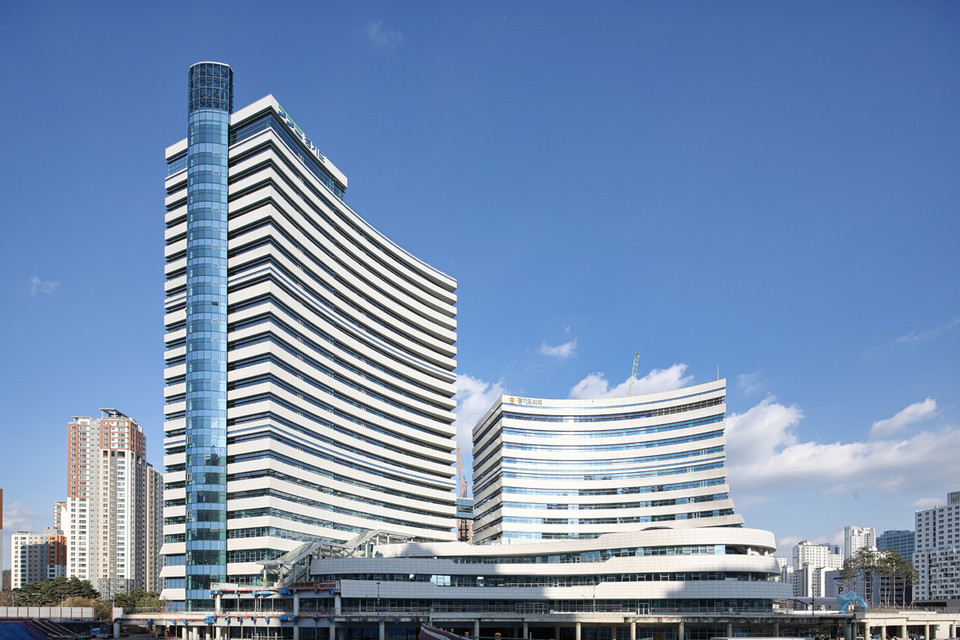 ▲ 경기도청 광교청사 전경.