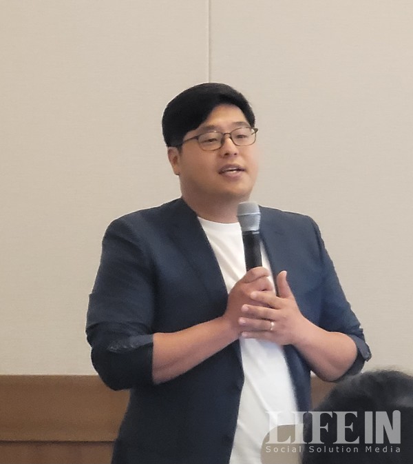 ▲ 김준형 이사장. ⓒ라이프인