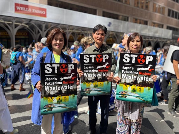 ▲ 이수진 의원(좌)이 후쿠시마 핵 오염수 방류 저지를 위해 뉴욕 세계기후행진에 참여했다. ⓒ이수진의원실