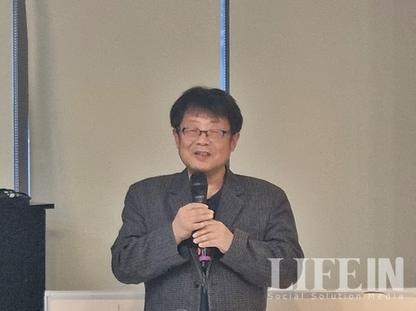 ▲ 김경민 상임대표.