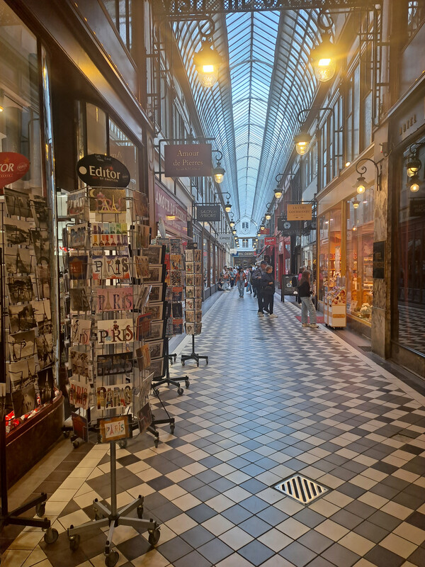 ▲ 파리의 아케이드 몰. ⓒ조윤숙 연구원