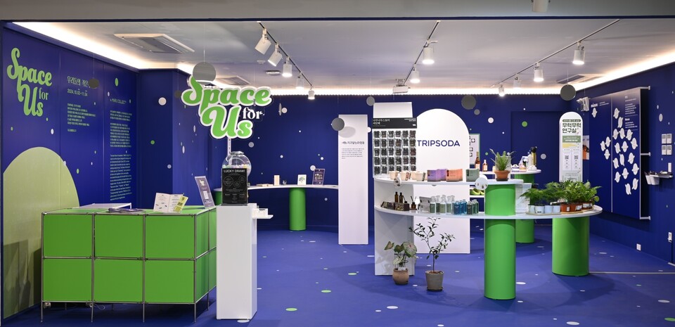 ▲ 마루콜렉트, 커뮤니티 주제 팝업 전시 내부전경.