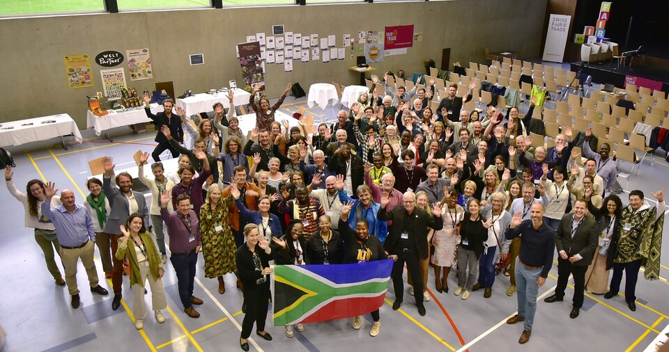 스위스 글라루스 노르트의 피날레 "Future is Fair, Fair is Future!".