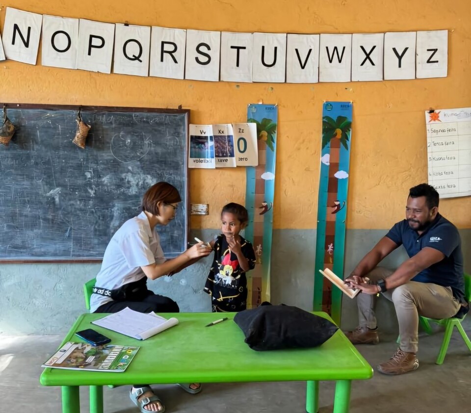 ▲ 글로벌이너피스는 동티모르 아따우루 유아영양개선 지원사업의 일환으로 지원 아동을 대상으로 정기적인 신체계측을 하고 있다. ⓒ글로벌이너피스