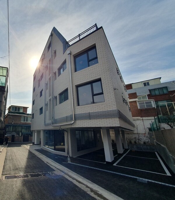 ▲ 한지붕협동조합이 운영하는 사회주택 전경. 서울시 도봉구에 소재하며 지난해 8월 첫 입주자를 모집했다. ⓒ한지붕협동조합