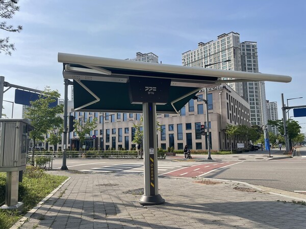 ▲ 스마트그늘막 설치 사진. ⓒ경기도