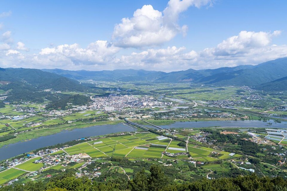 ▲ 사성암에서 내려다본 구례군 전경. ⓒ구례군청