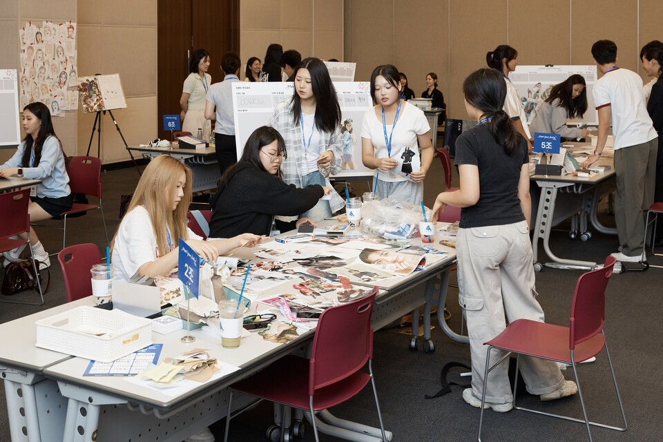 ▲ 무드보드 작업 사진. ⓒ아모레퍼시픽·무신사