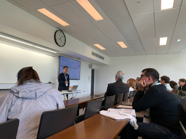 ▲ 성공회대학교 이상윤 교수가 발표하고 있다. ⓒ필자 제공