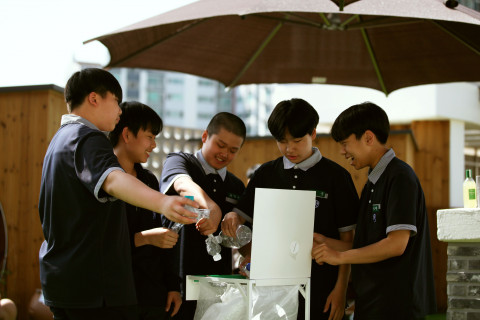 ▲ ‘조인더서클’ 캠페인의 일환으로 진행된 중학교 자유학기제 환경 교육 프로그램. ⓒ아로마티카